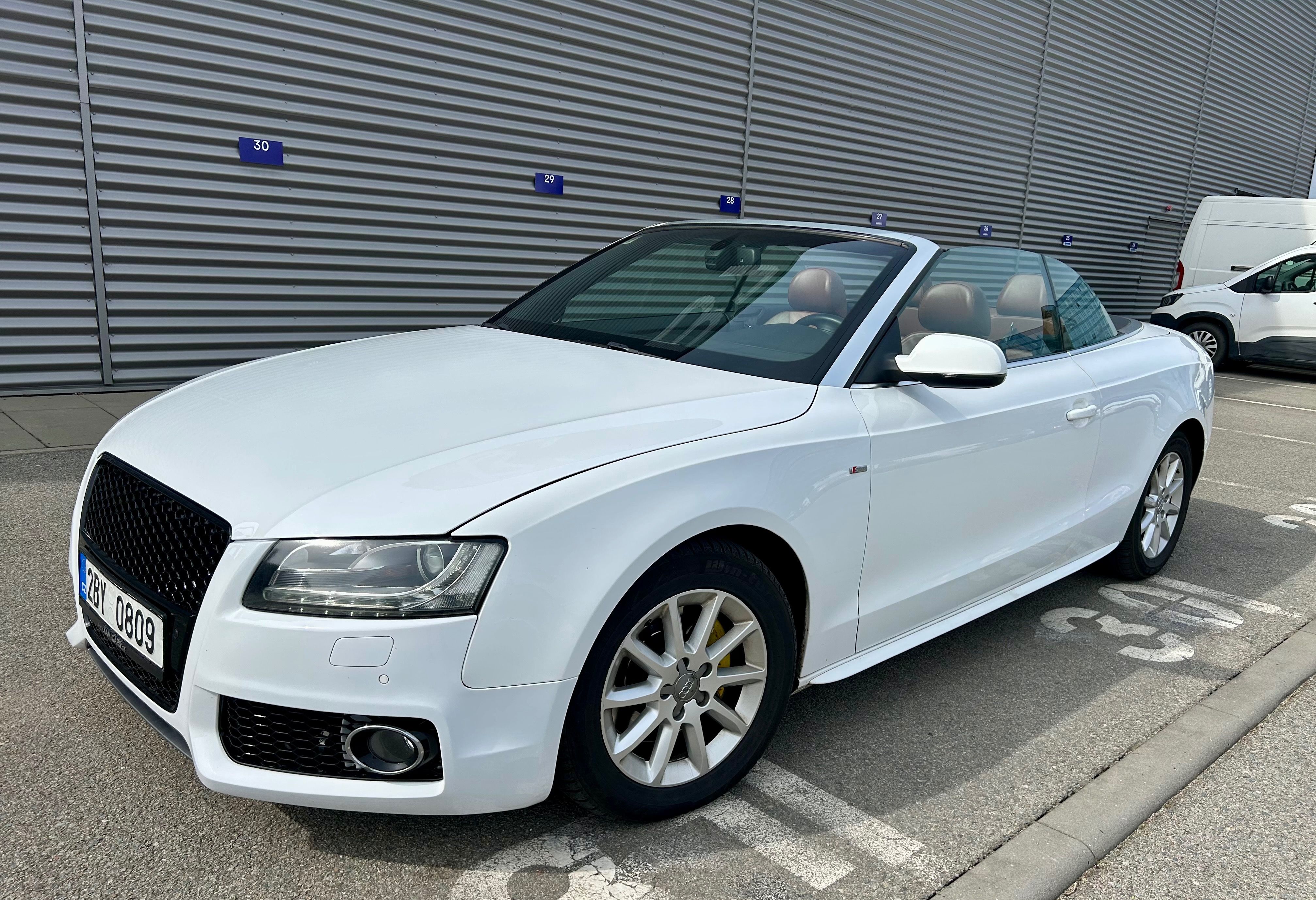 Audi A5, 3.0TDi QUATTRO S-LINE B&O - fotka 2