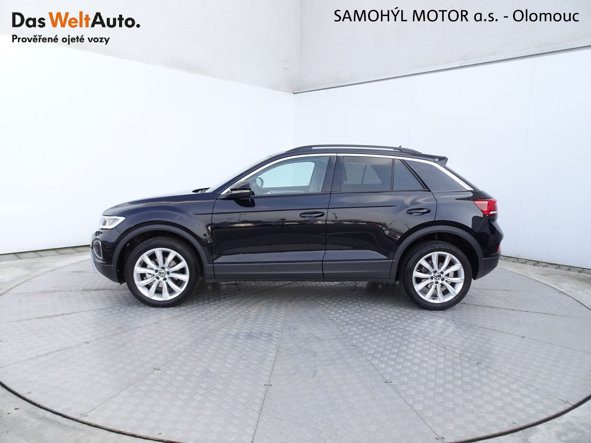 Volkswagen T-Roc, 1.5TSI BMT DSG Life - fotka 3