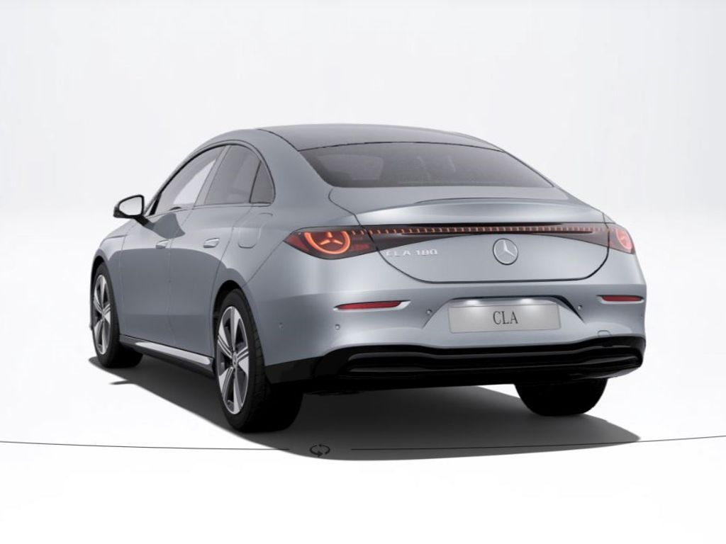 Mercedes-Benz CLA, CLA 180 - fotka 4