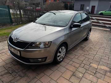 Škoda Rapid 1,2 pano střecha
