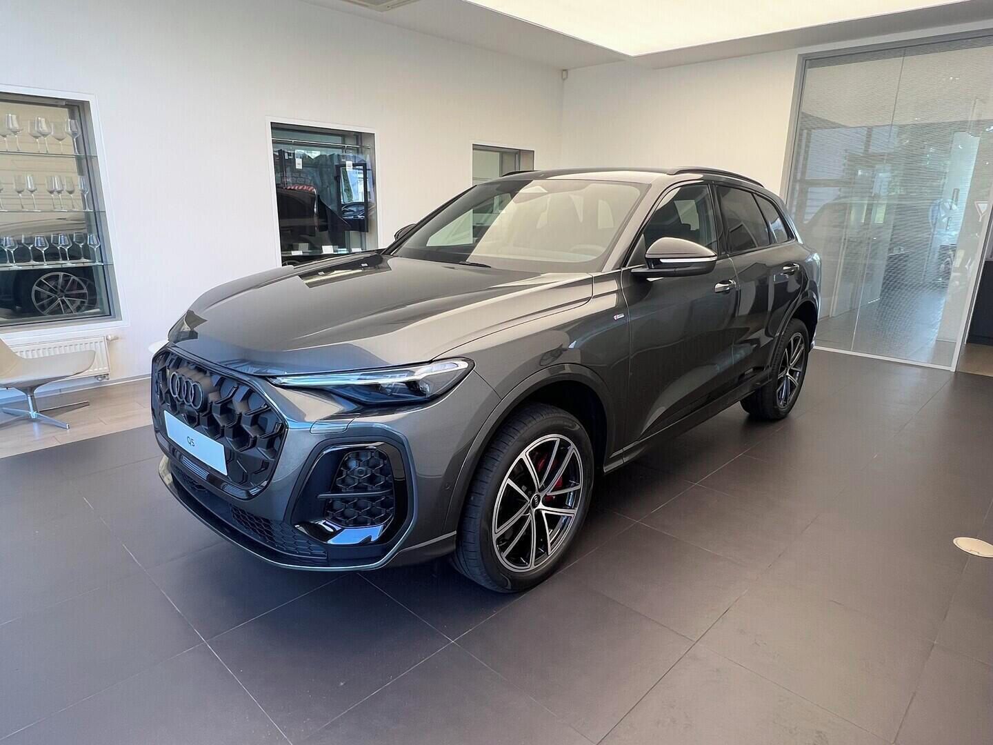 Audi Q5, S-line 40 TDI quattro STR 150