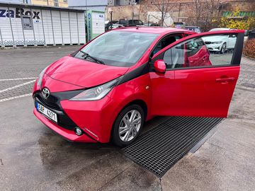 Toyota Aygo, najeto 13 tisíc!