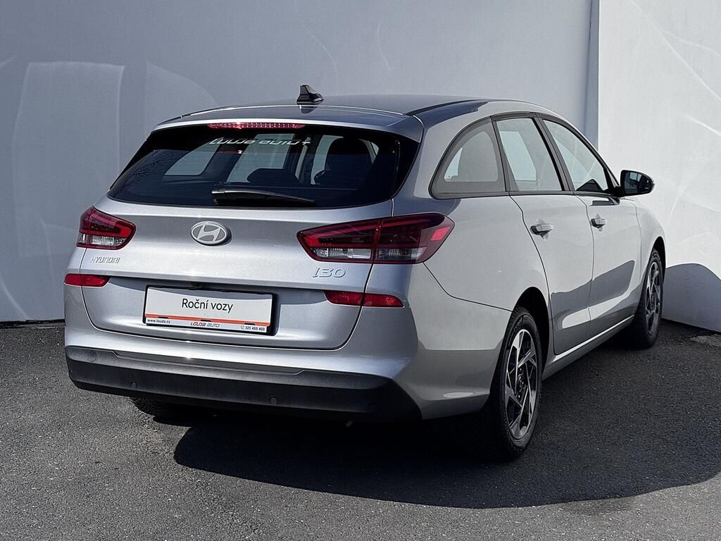 Hyundai i30, Start 1.0 74 kW - fotka 2