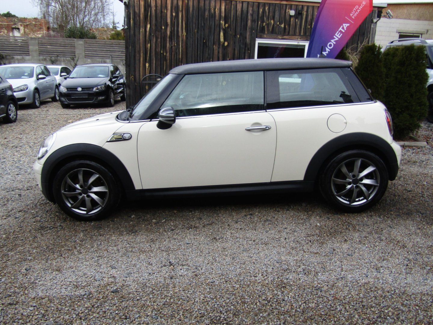 Mini One, 1.4 16v 55kW  NOVÁ SPOJKA - fotka 3