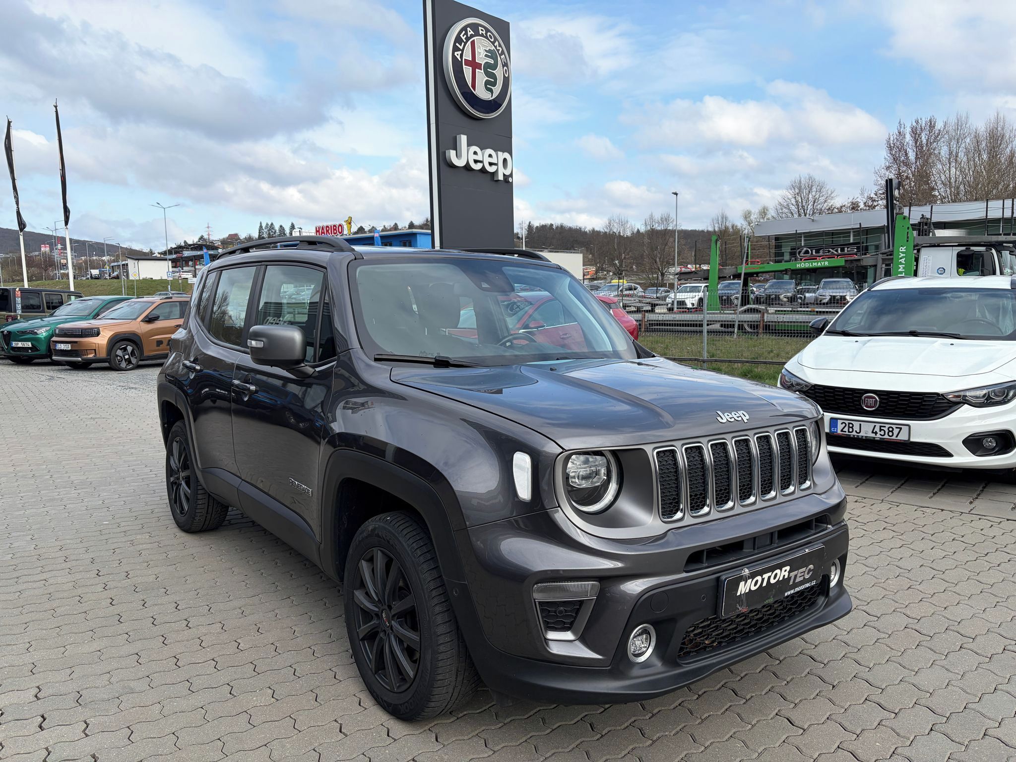 Jeep Renegade - fotka 2