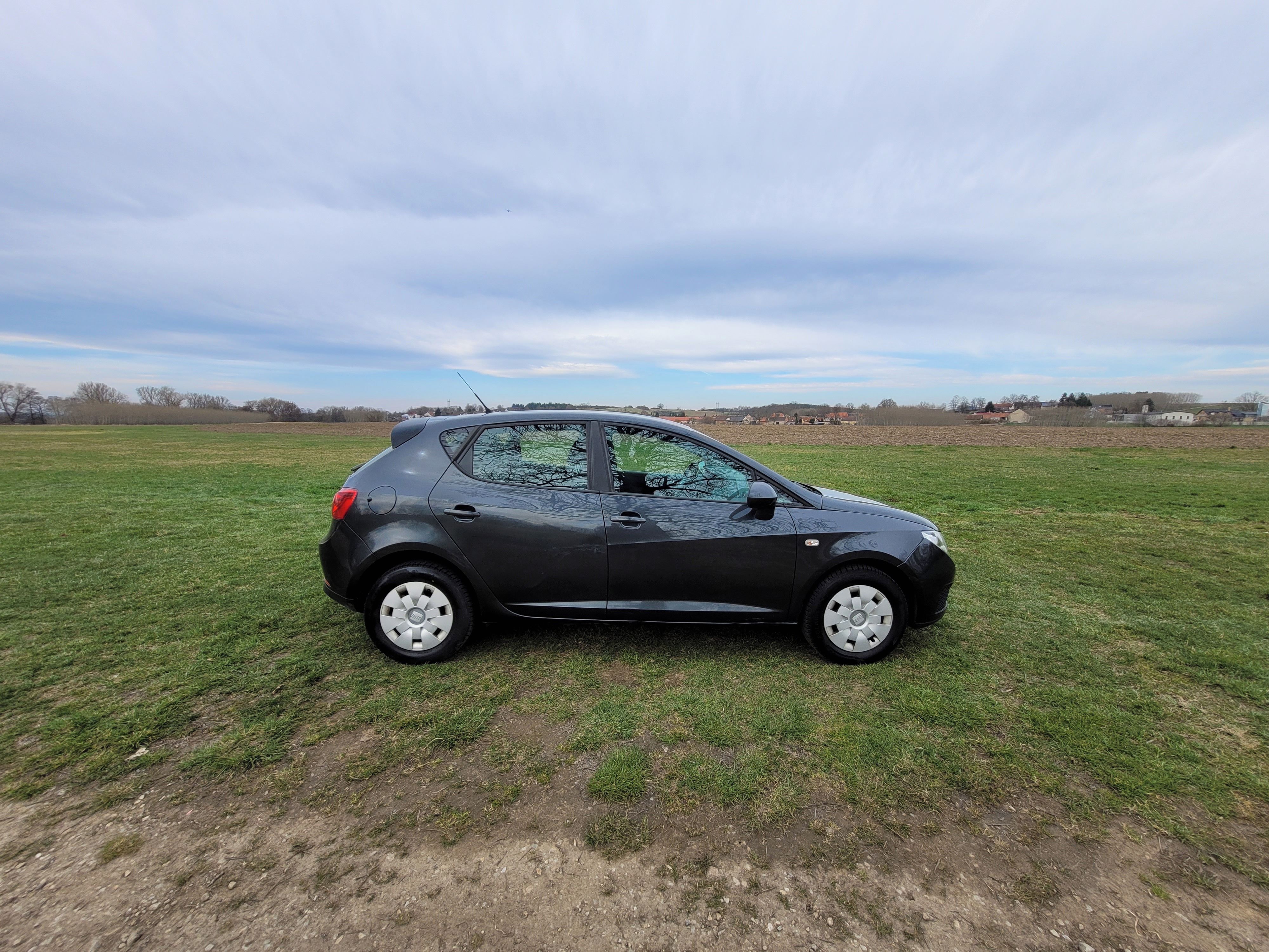 Seat Ibiza - fotka 6