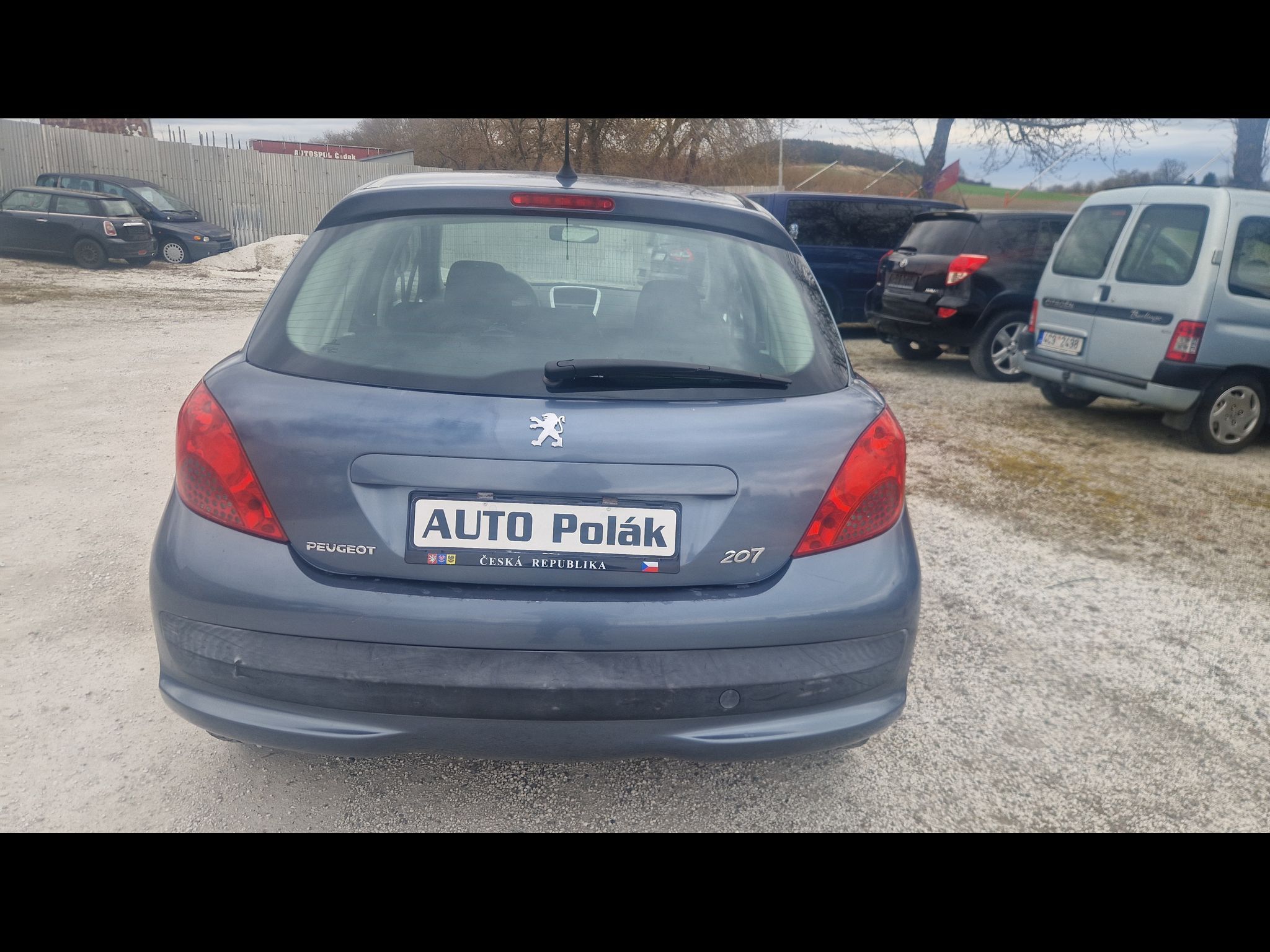 Peugeot 207, 1,4 16V - fotka 6