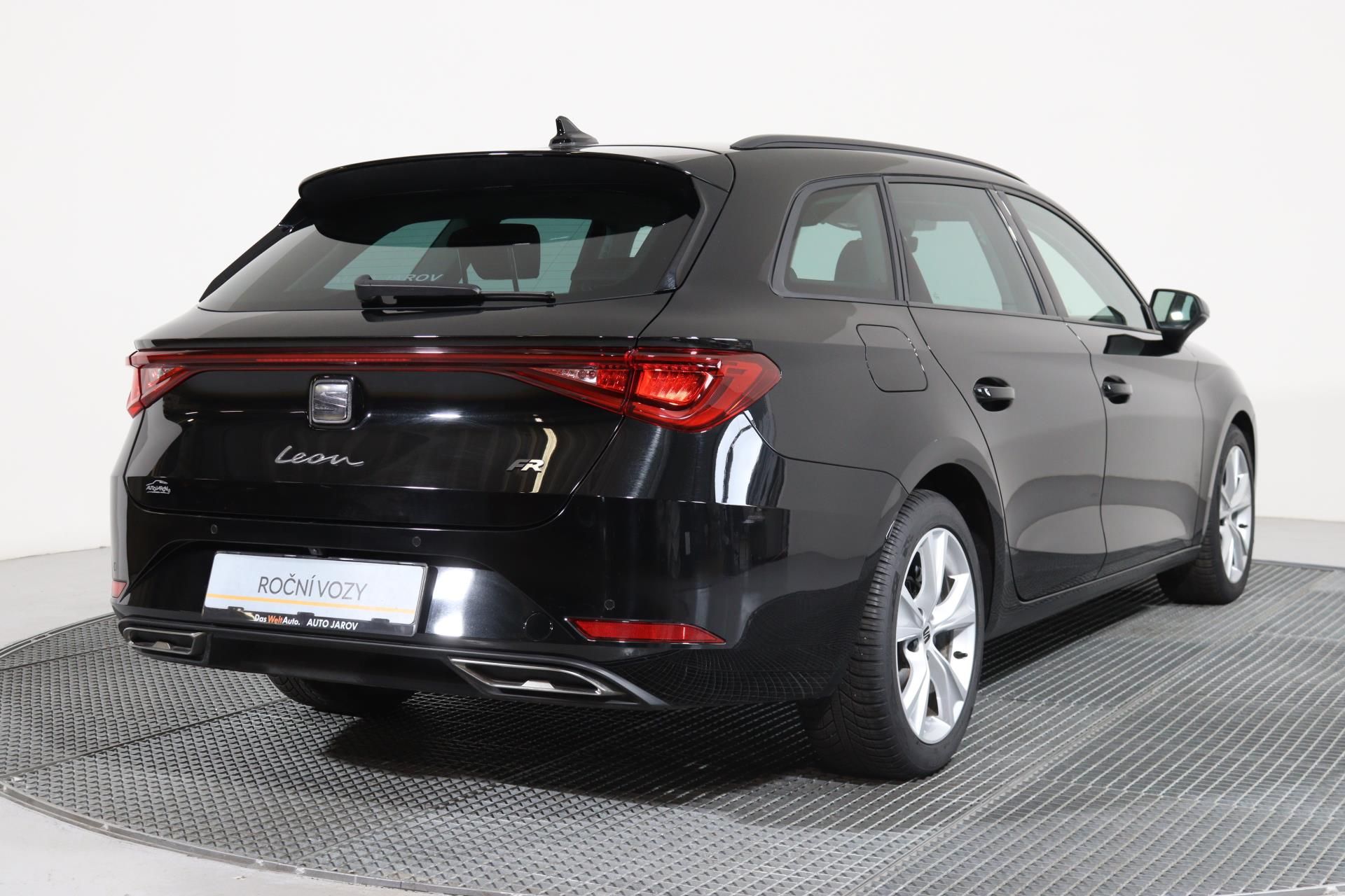Seat Leon, SP FR 1.5 TSI 115k/Park.kamera - fotka 2