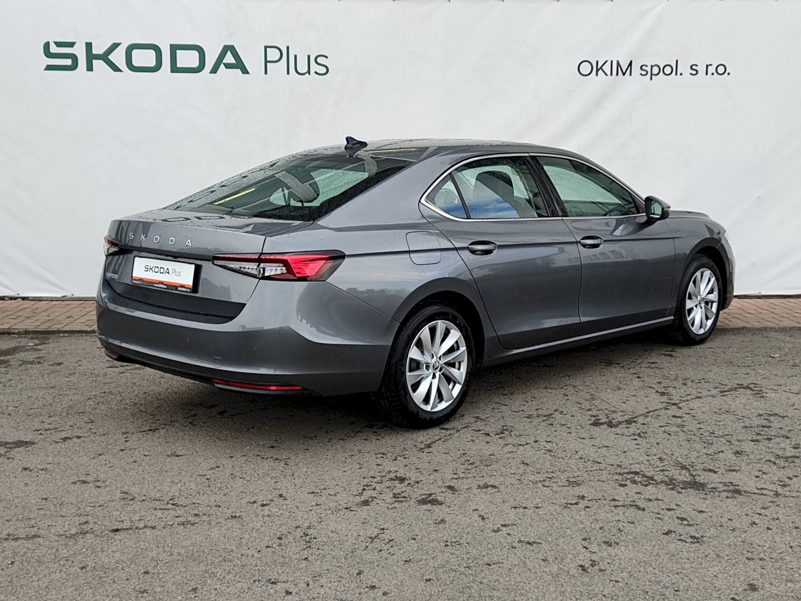 Škoda Superb, Selection 1,5 tsi 110 Kw DSG - fotka 2