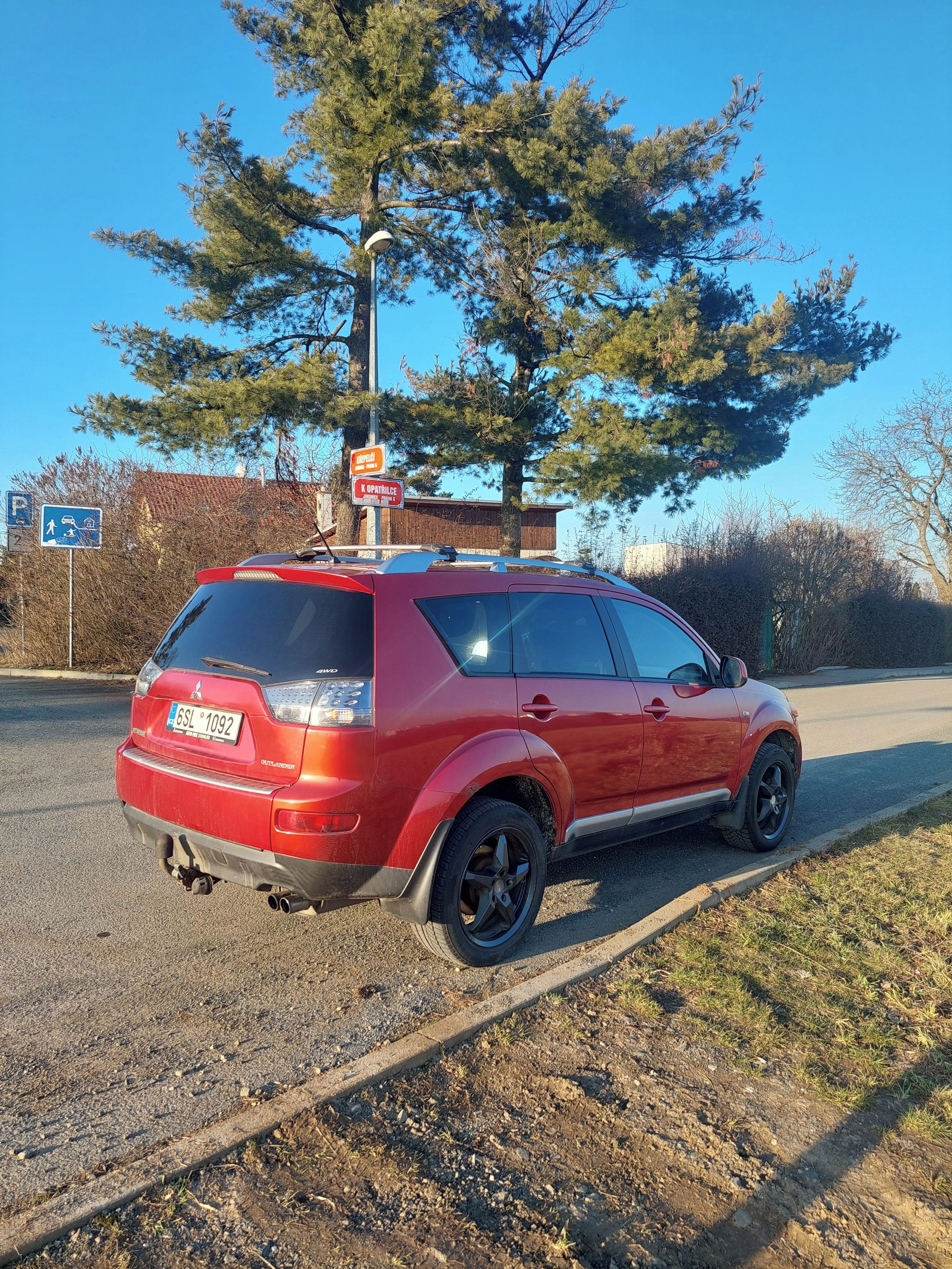 Mitsubishi Outlander - fotka 4