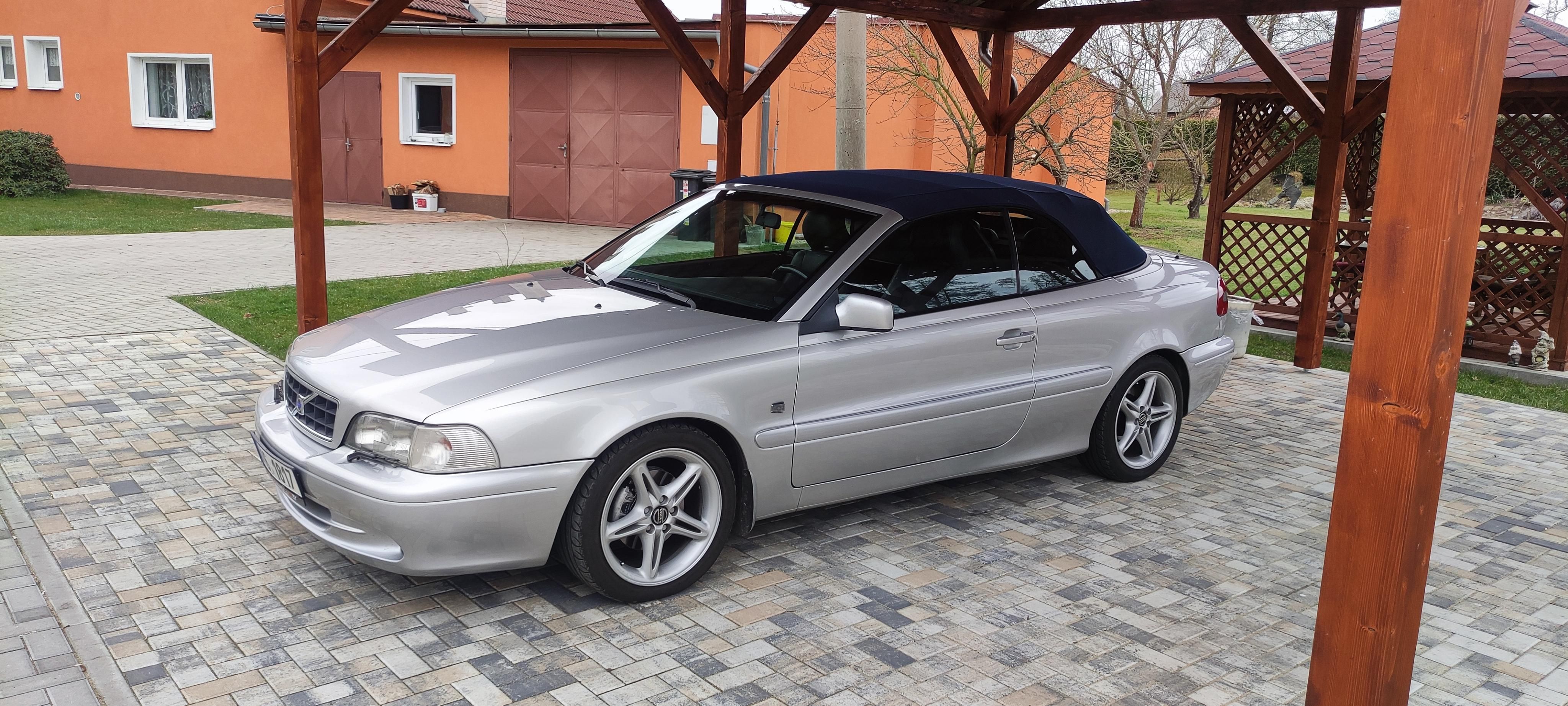 Volvo C70, 2,4 T - fotka 2