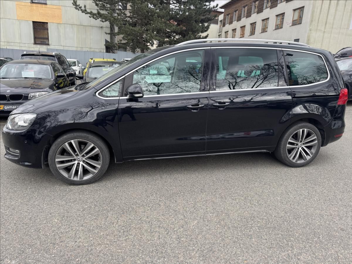 Volkswagen Sharan, 2,0 Full výbava!! - fotka 4