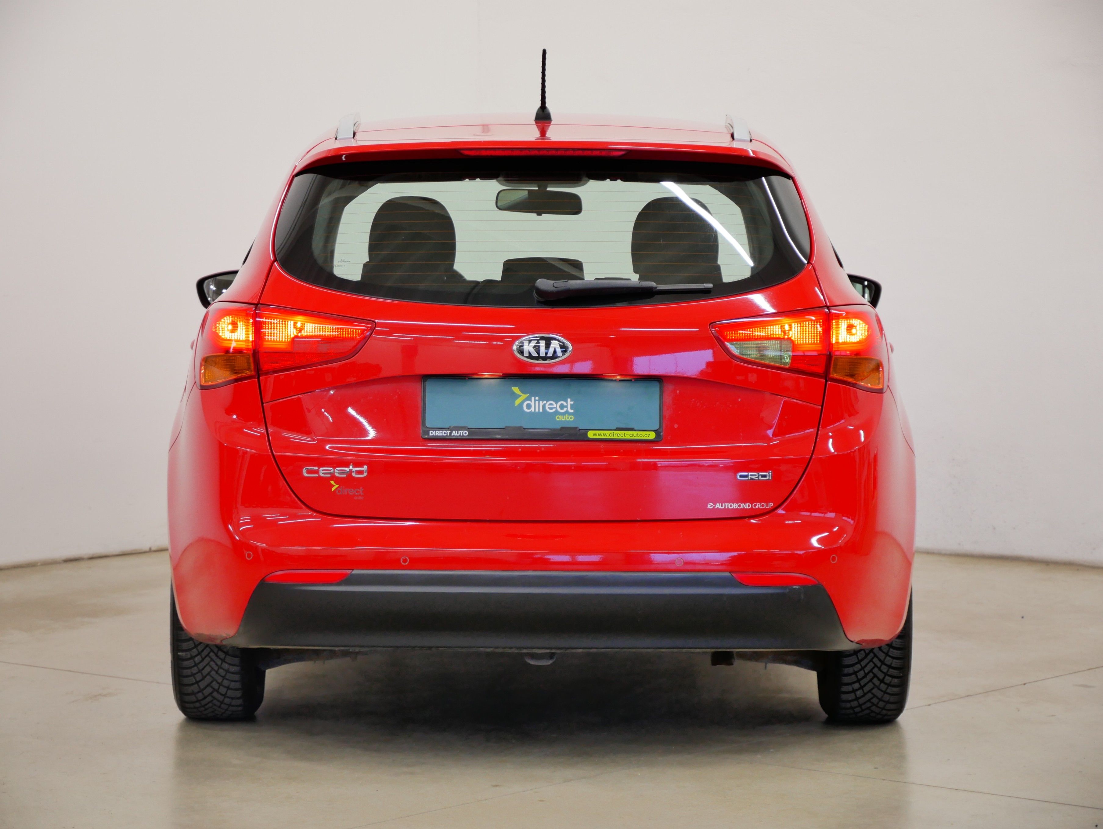 Kia Cee´d, 1.6 CRDI 100 kW Comfort - fotka 6