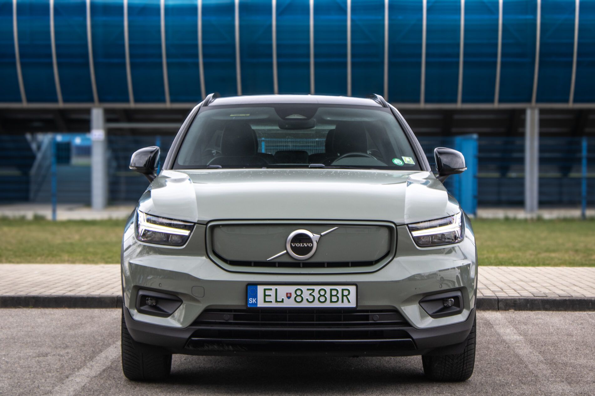 Volvo XC40 - fotka 2
