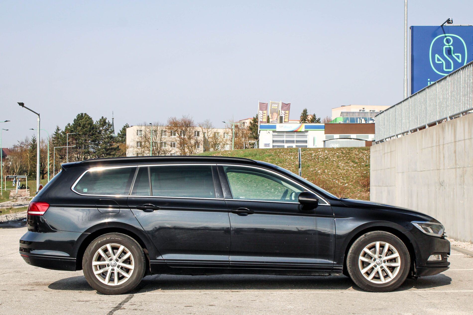 Volkswagen Passat Variant - fotka 4