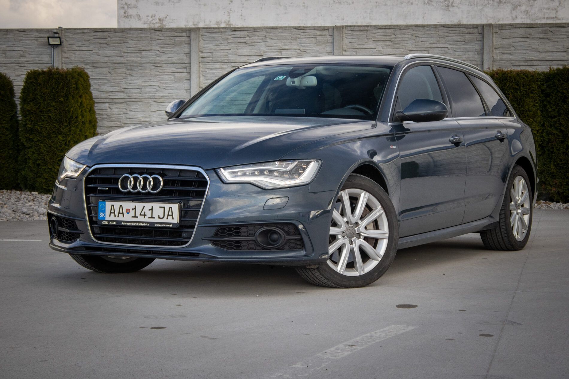 Audi A6 Avant