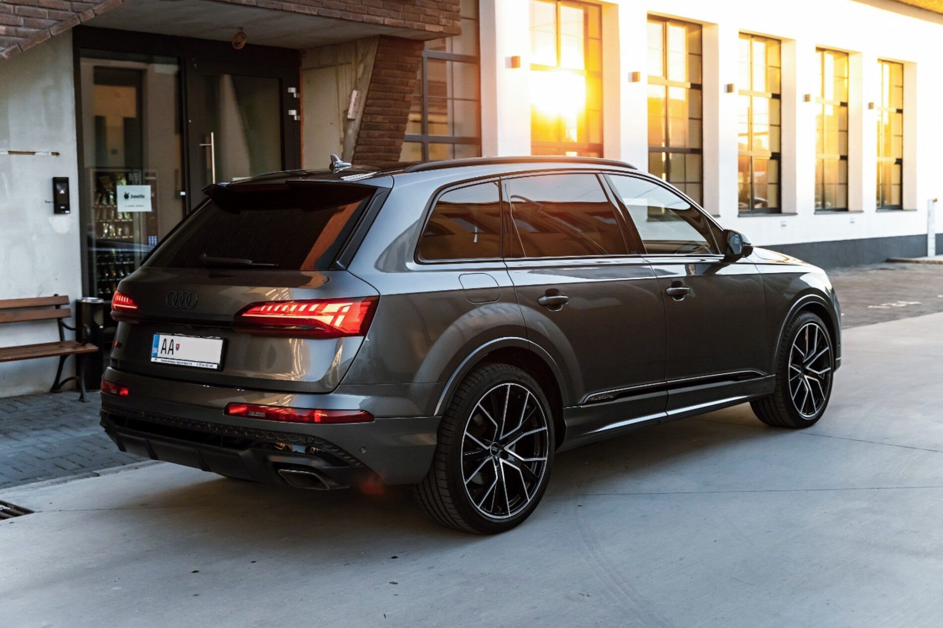 Audi Q7 - fotka 6