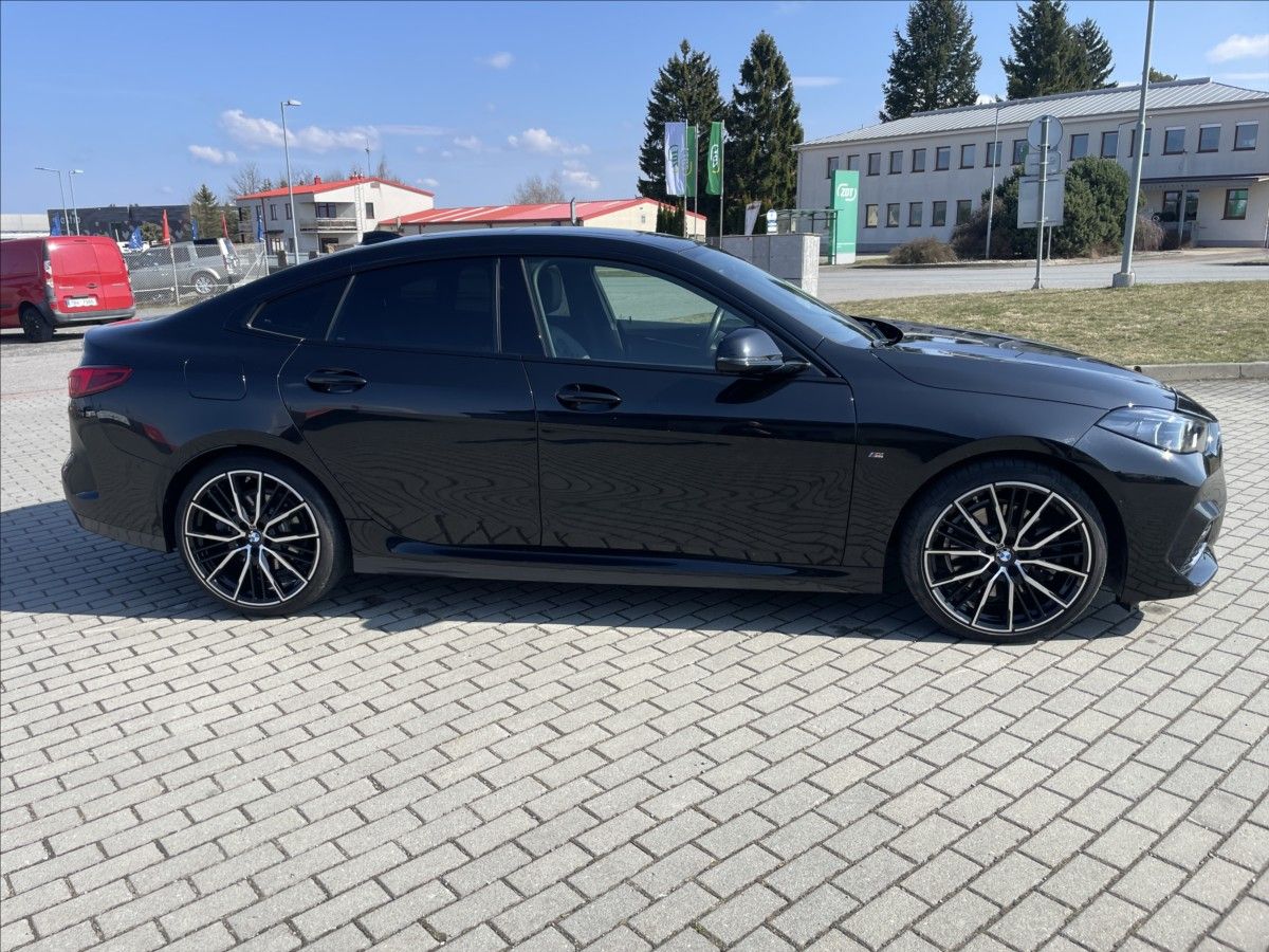BMW Řada 2, 2,0 Grand Coupe 220d 140kw Mpa - fotka 5