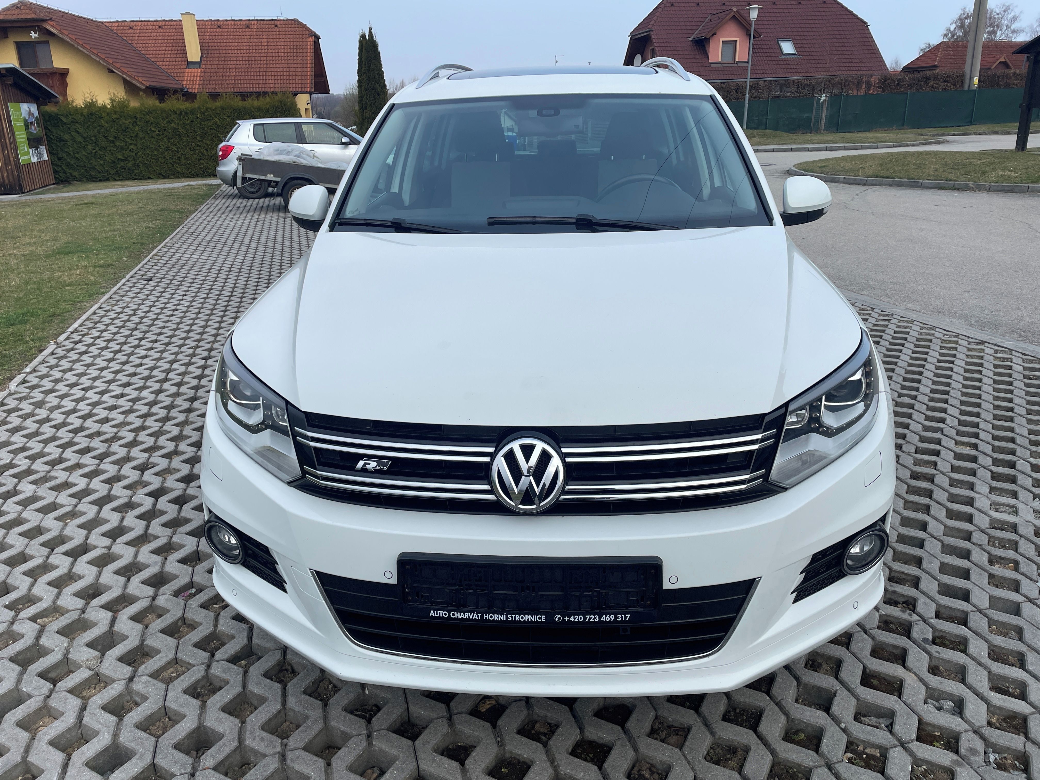 Volkswagen Tiguan, 2,0TDi 110Kw-----PRODÁNO------ - fotka 2