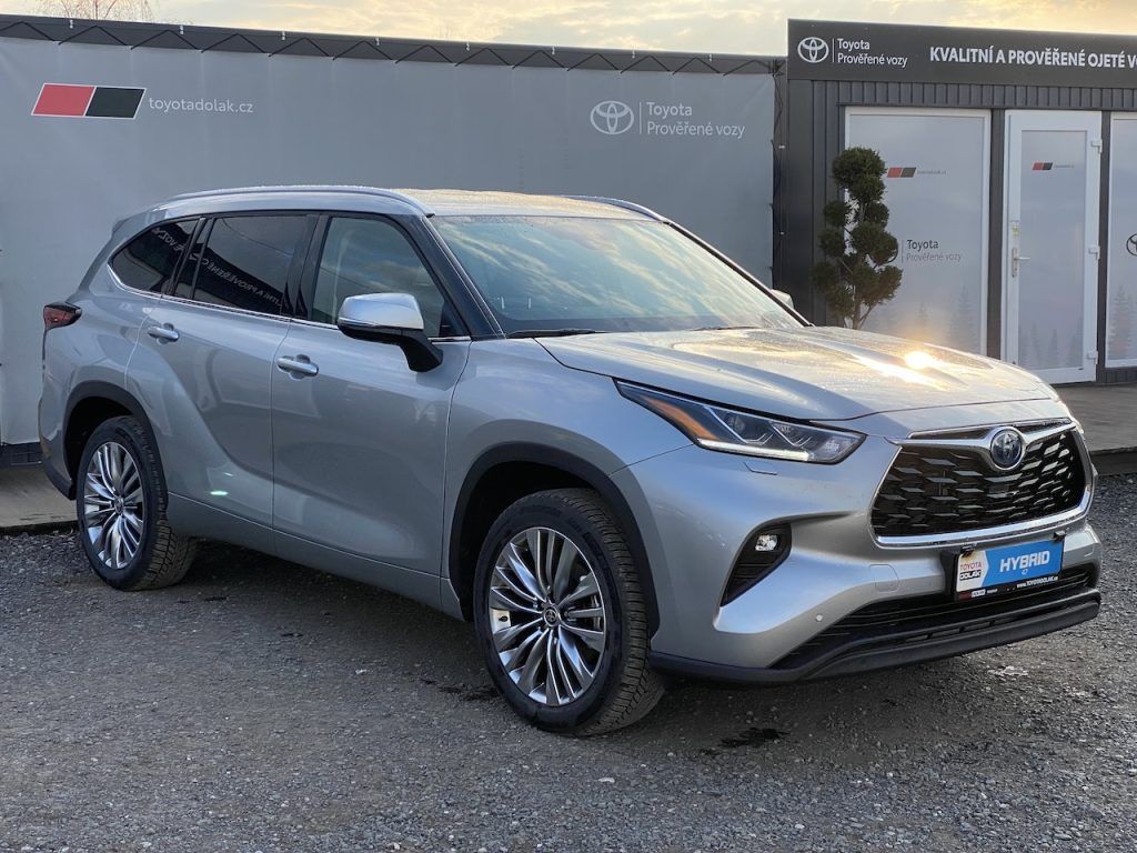 Toyota Highlander, 2.5HEV, ČR, Prestige, tažné