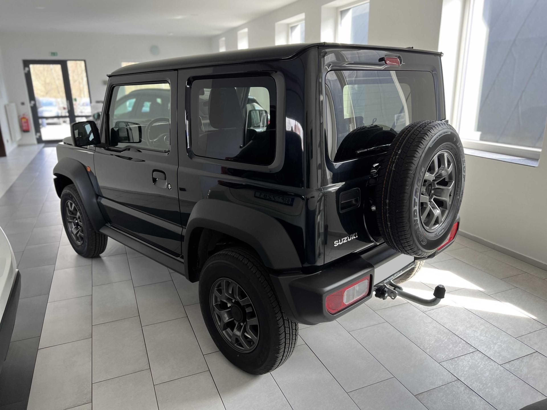 Suzuki Jimny, ALLGRIP 1.5VVT AUTOMAT 4-MÍSTA - fotka 5