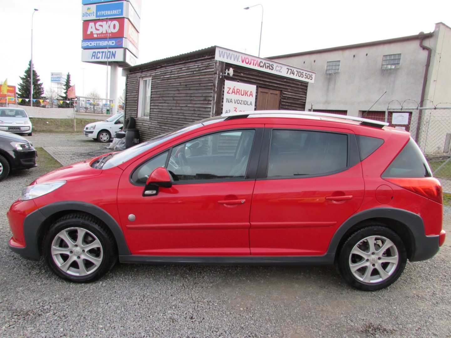 Peugeot 207, 1.6 HDi 66kW SW, OUTDOOR - fotka 4