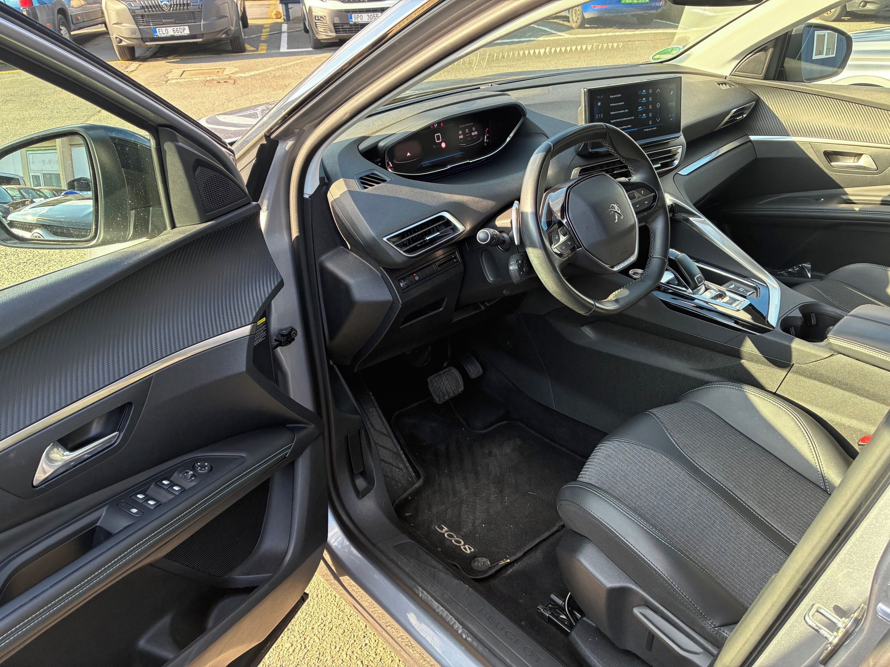 Peugeot 3008, 1,2 PureTech AllurePack130k AT - fotka 5