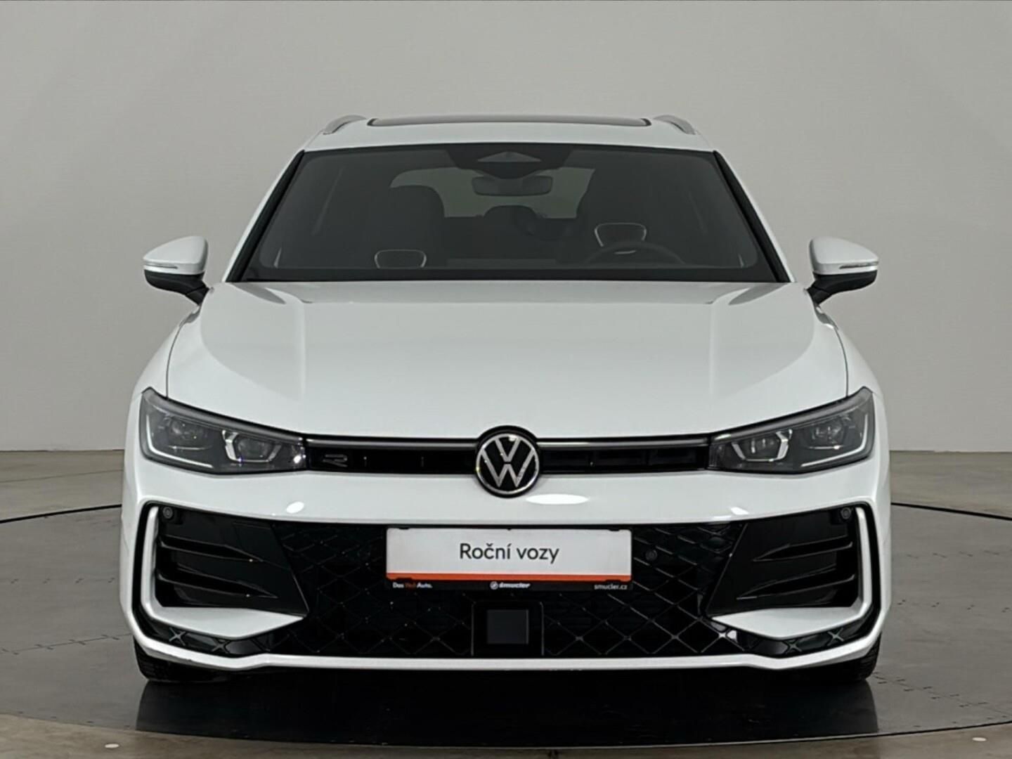 Volkswagen Passat, 2.0 TDI DSG / 110 kW R-Line - fotka 4