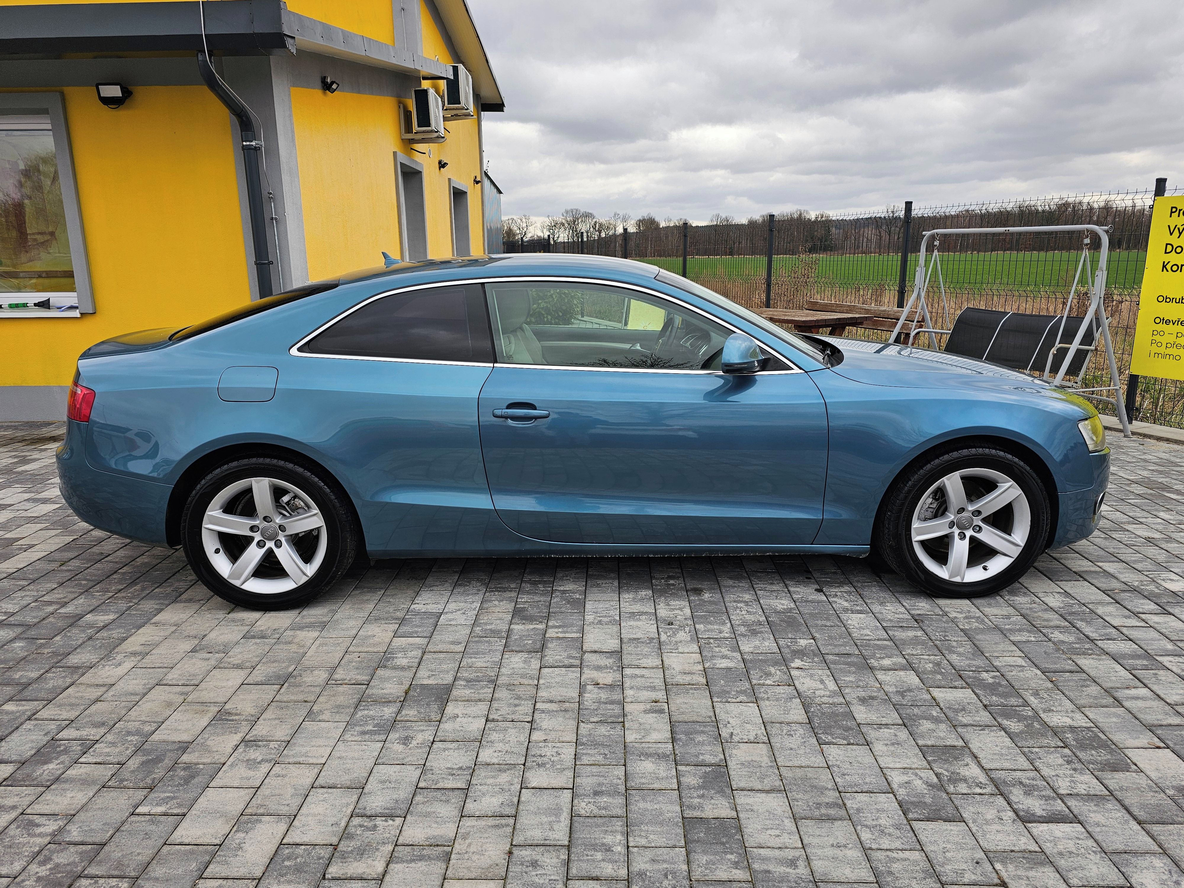 Audi A5, 2.0 TDI 125kW - fotka 4