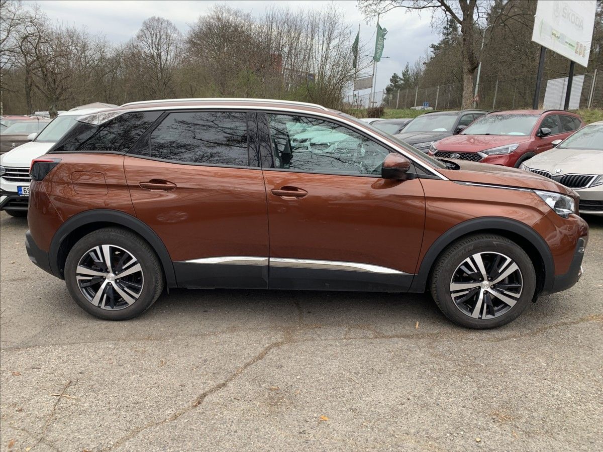 Peugeot 3008, 1,2 PT ALLURE ČR,SERVISKA - fotka 4