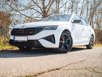RS 2.0 TSI, RS, Navigace