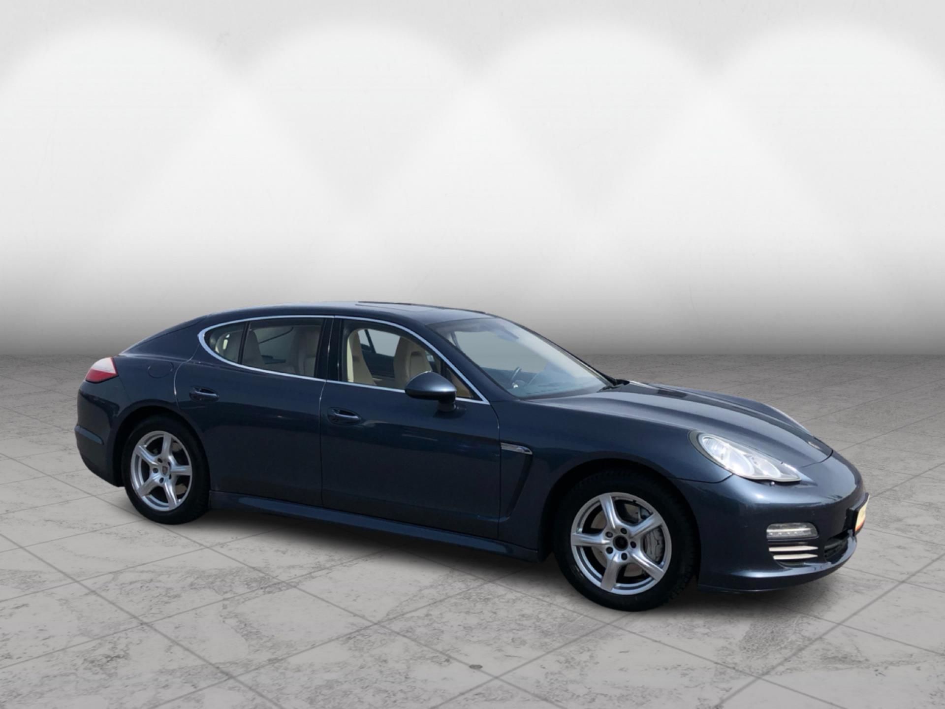 Porsche Panamera, 4S - fotka 6