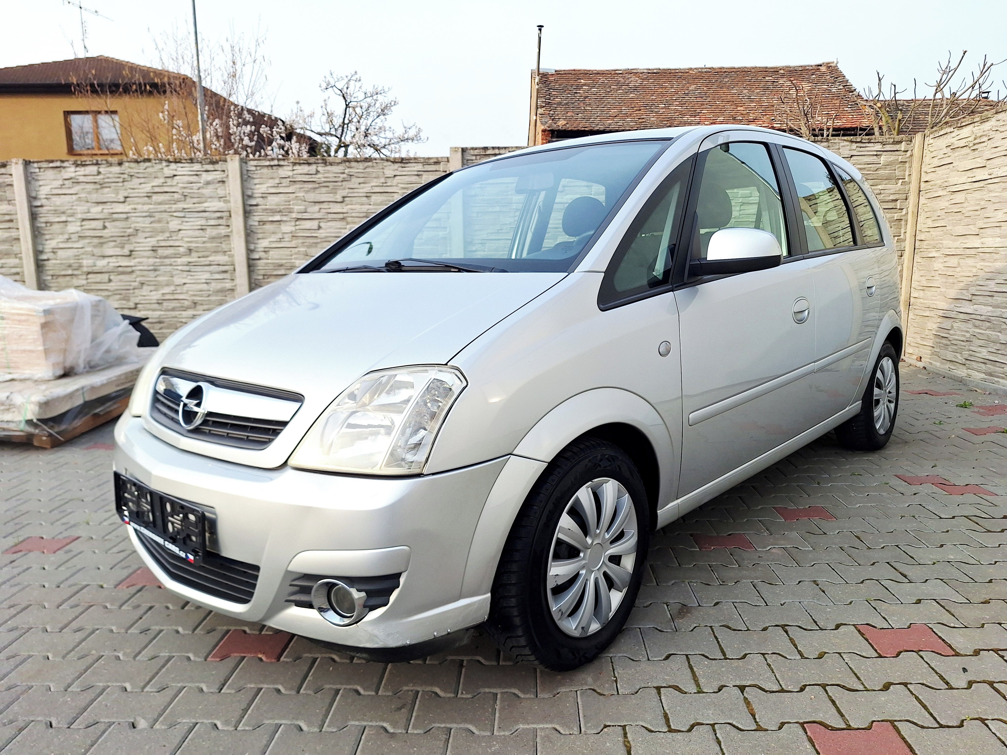 Opel Meriva, 1,7DTi 74kW,tažné,nová spojka - fotka 2
