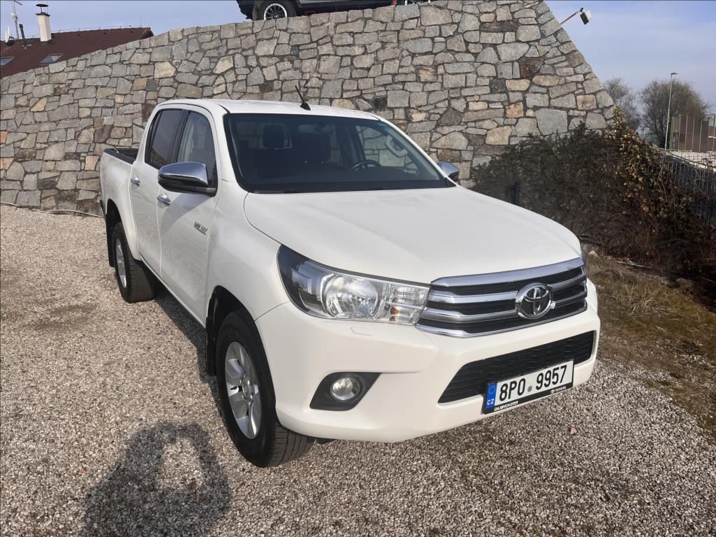 Toyota Hilux, DC 2,4 D-4D 6 MT Active 4X4