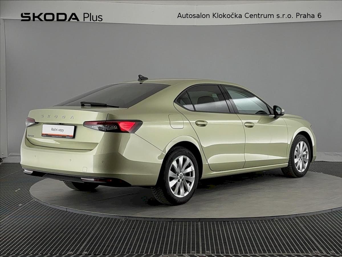 Škoda Superb, TDI110 kW Selection 7DSG - fotka 2