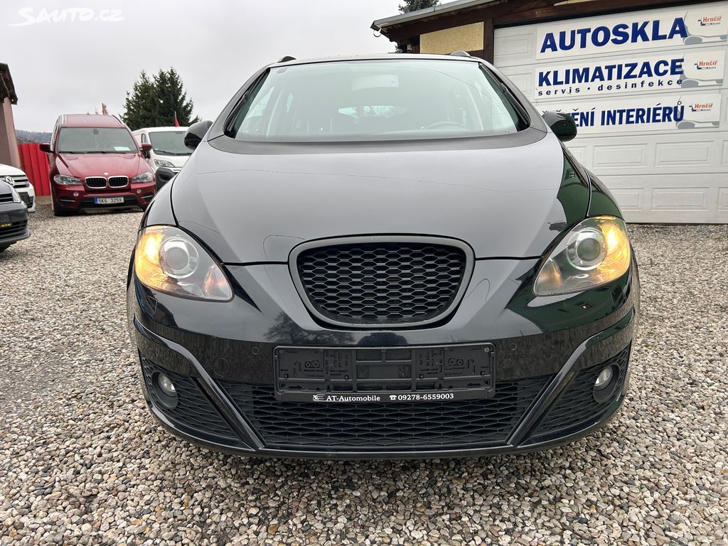 Seat Altea, XL2.0 TDi 103KW 4x4 pěkný stav - fotka 2