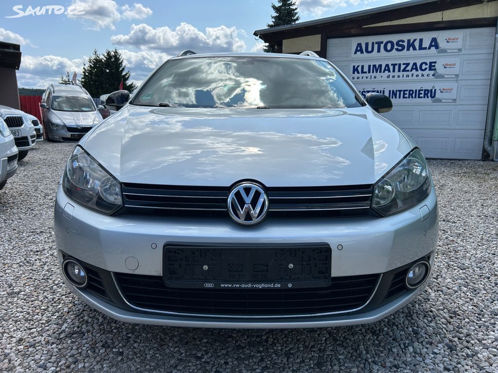 Volkswagen Golf, 1.6 TDi 77KW 4-MOTION SERVISKA - fotka 2