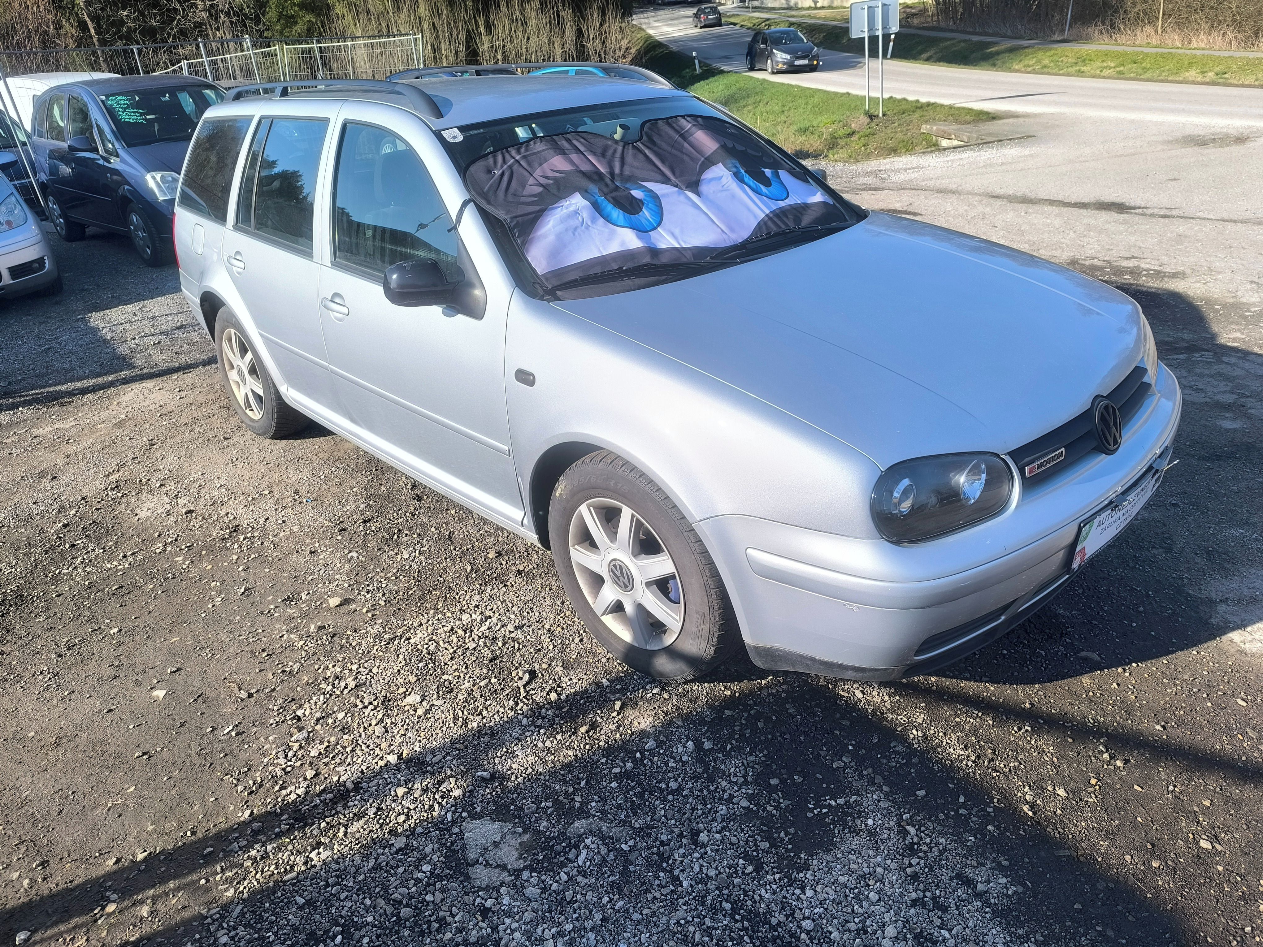 Volkswagen Golf, TDI 4X4,PĚKNÝ,VÝBAVA,SERVISKA