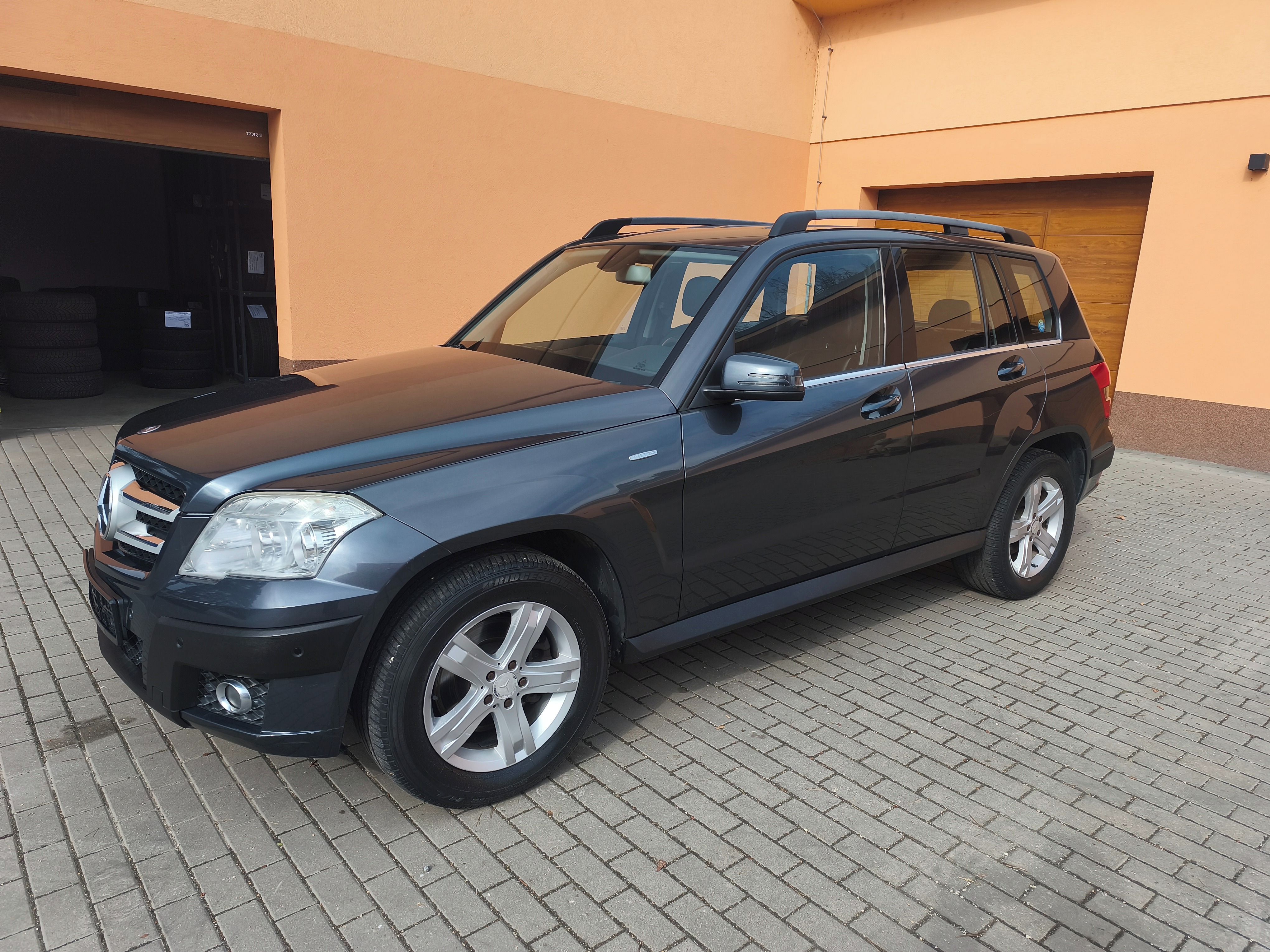 Mercedes-Benz GLK, 250 CDi, 4 MATIC - fotka 2