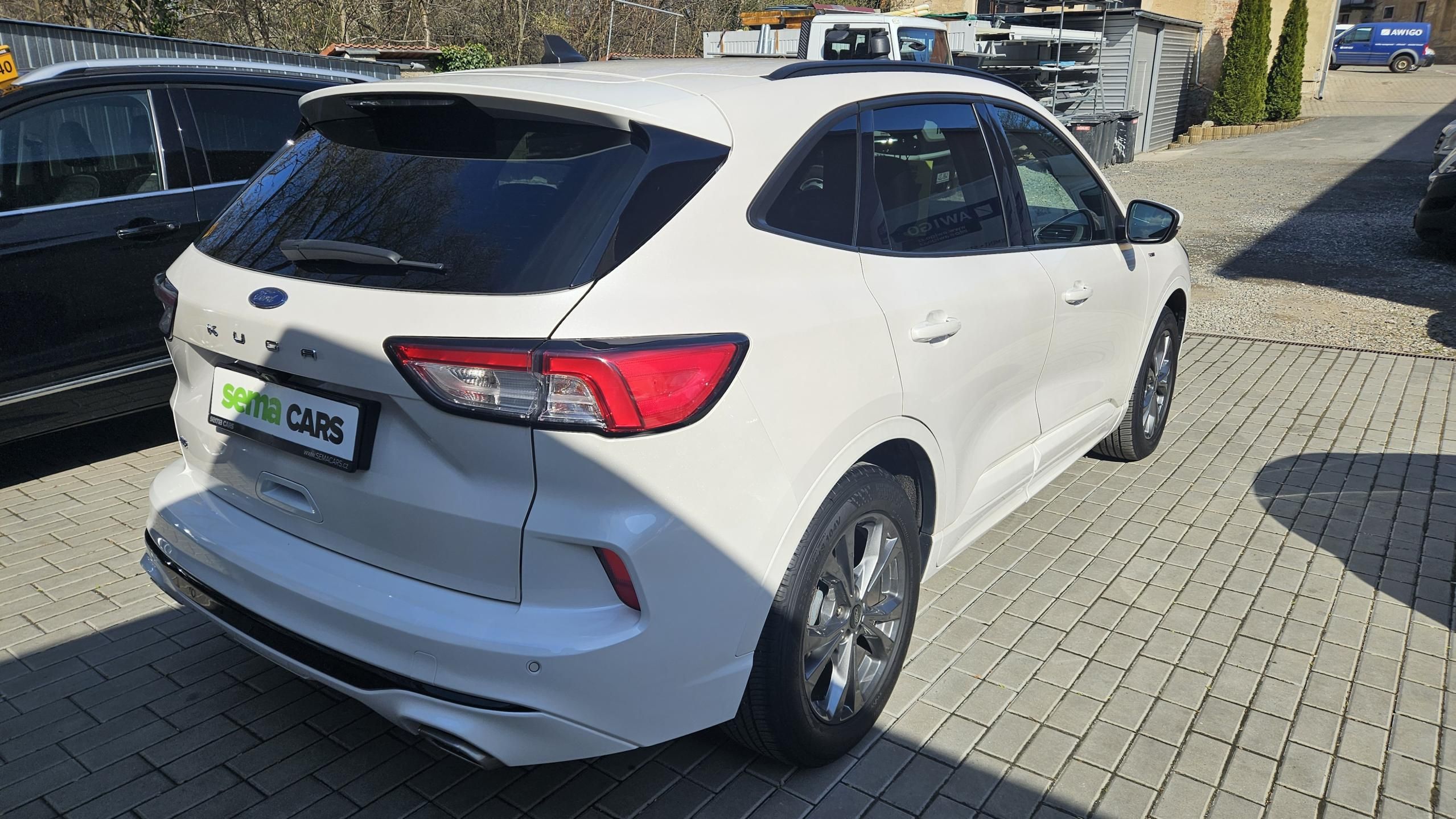 Ford Kuga, 2.0 EB 140kW ST-line 4x4 AT8 - fotka 5