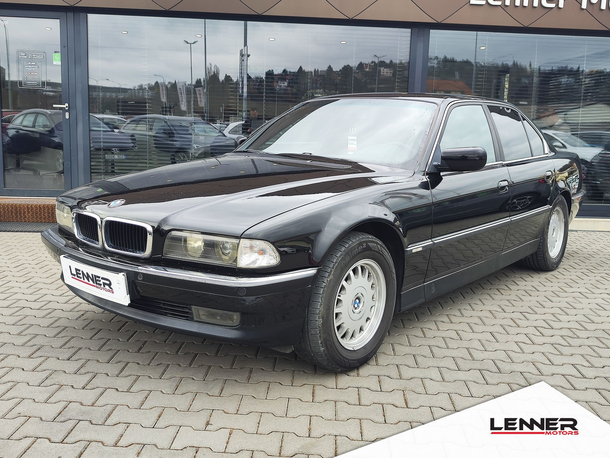 BMW Řada 7, 728i/142kW E38 AT