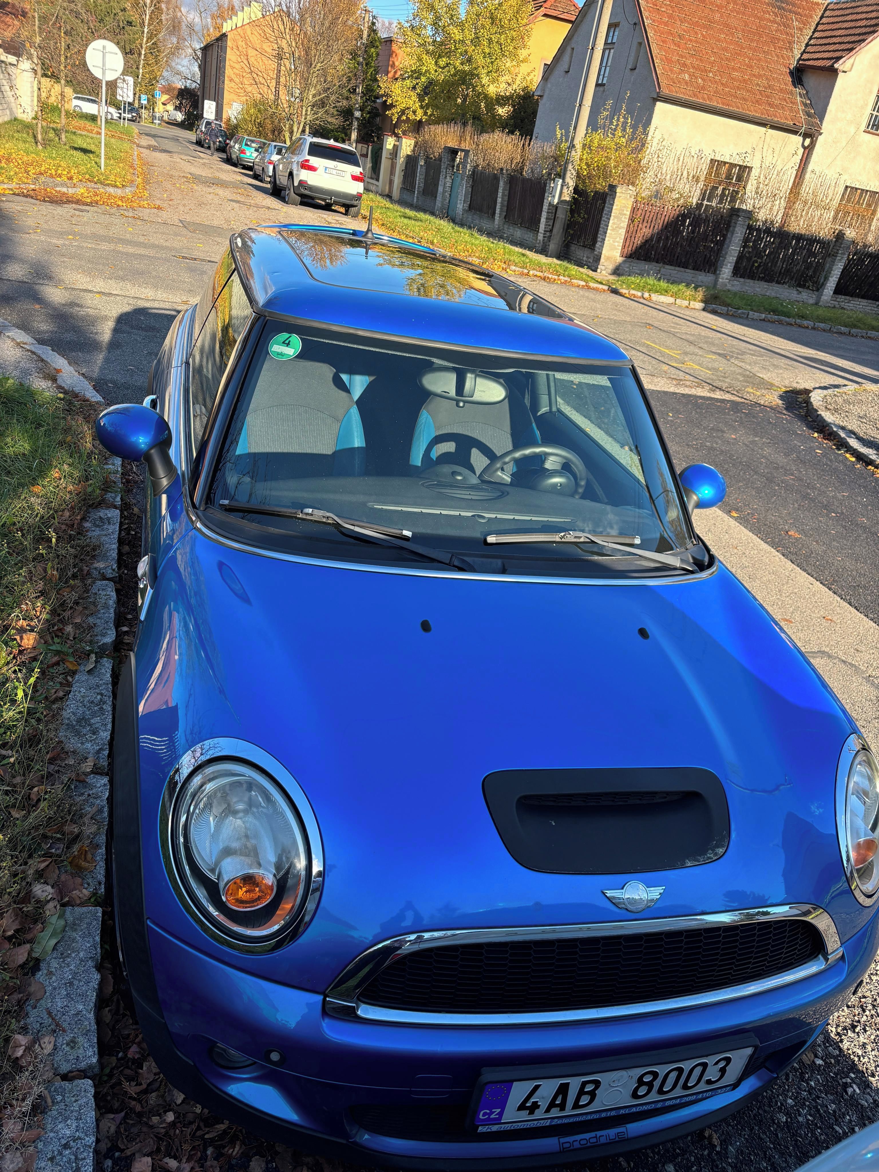 Mini Cooper S, R56, panorama okno - fotka 4