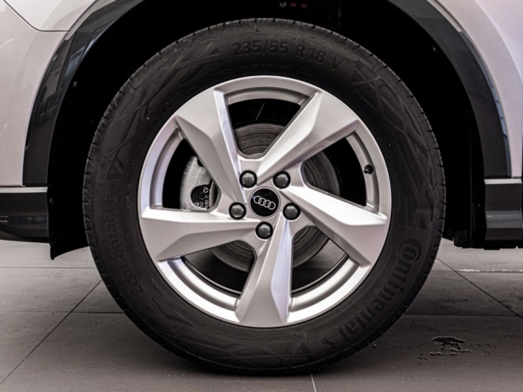 Audi Q3, Advanced 35 1.5 TFSI - fotka 5