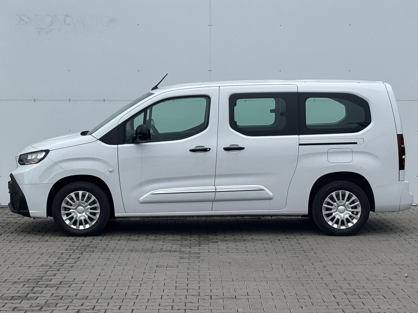 Toyota Proace City Verso, ELECTRIC Business 50kWh - fotka 3
