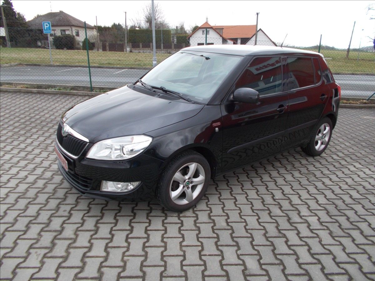 Škoda Fabia, 1,2 TSI KLIMA SERVISNÍ HISTORI - fotka 4
