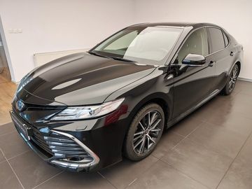 2.5 Hybrid Executive