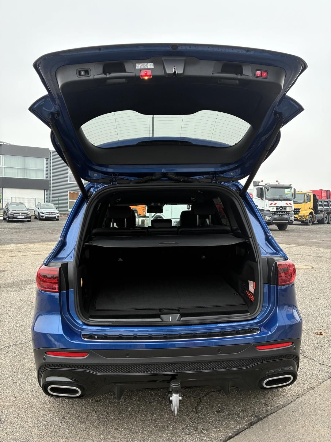 Mercedes-Benz GLB, 200d 4MATIC - fotka 5