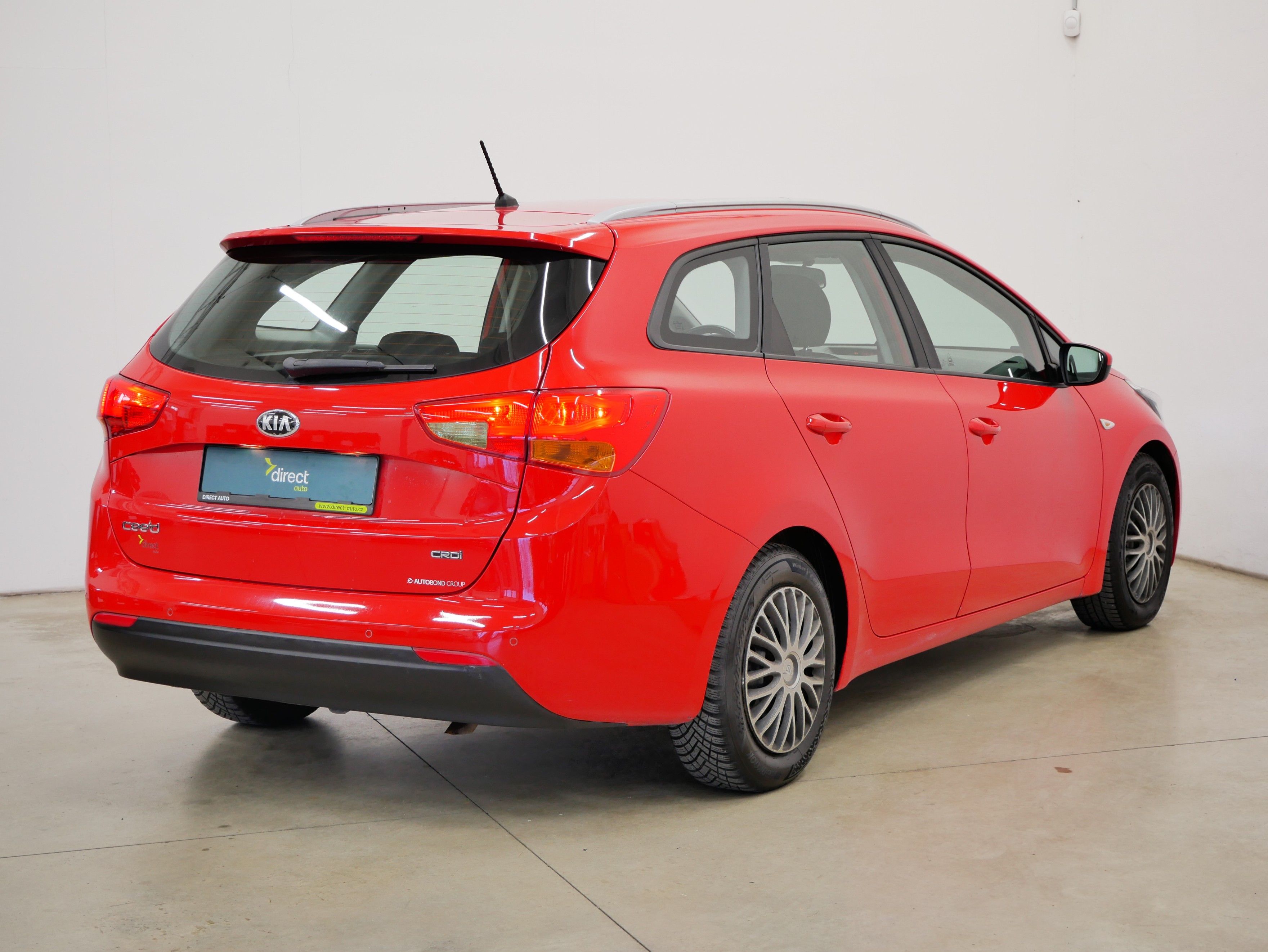 Kia Cee´d, 1.6 CRDI 100 kW Comfort - fotka 2