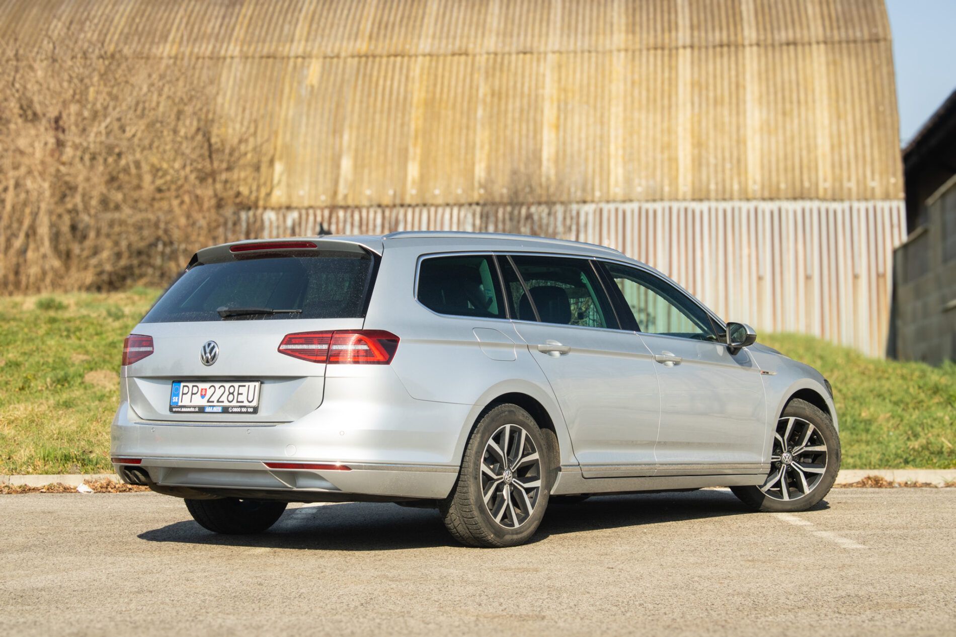 Volkswagen Passat Variant - fotka 5