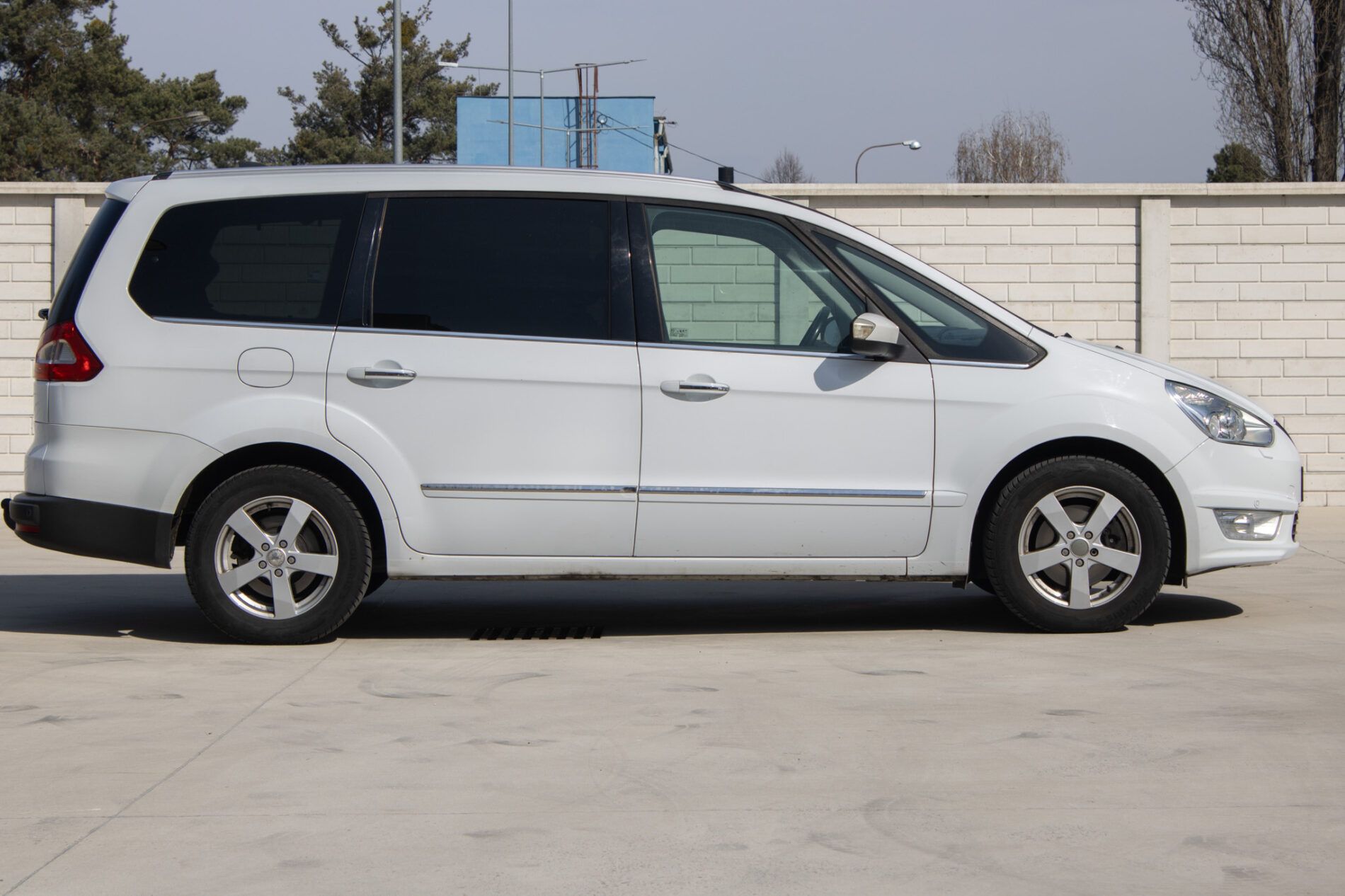 Ford Galaxy - fotka 4